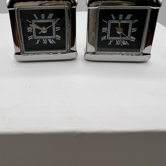 Square Real Clock Cuff links With Battery Digital Mens Watch Cufflink - Picture 3 of 5
